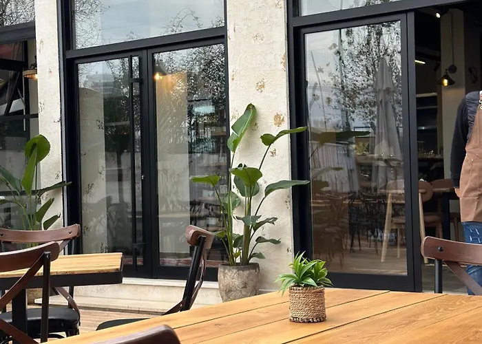 Garden Boutique 3* 티라나