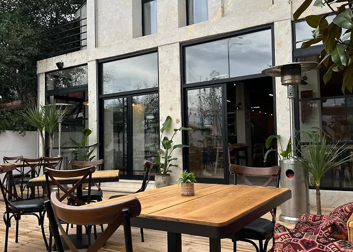 Garden Boutique 3*