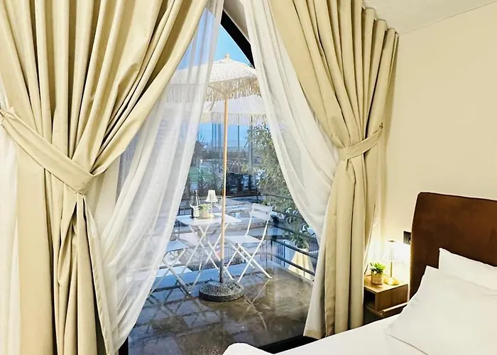 Garden Boutique 3*