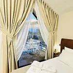 Garden Boutique 3*