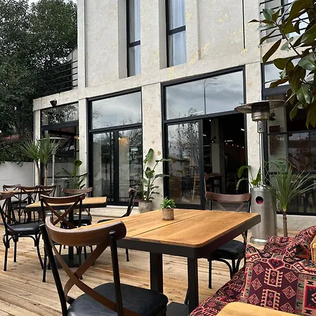 Garden Boutique 3*