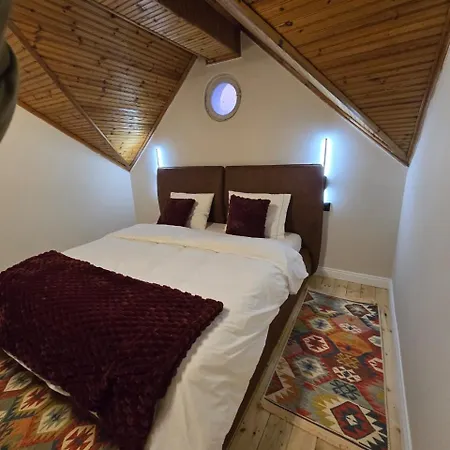 Garden Boutique Otel Tiran