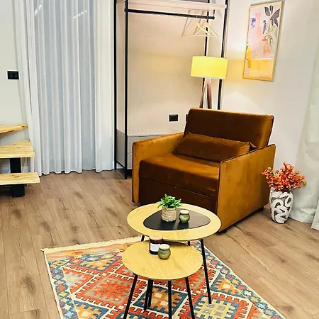 מלון Garden Boutique 4*