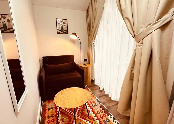 Garden Boutique 3* تيرانا